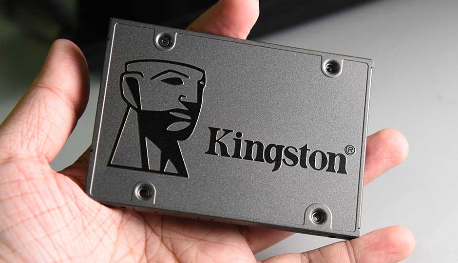 o-cung-SSD-Kingston-Silver